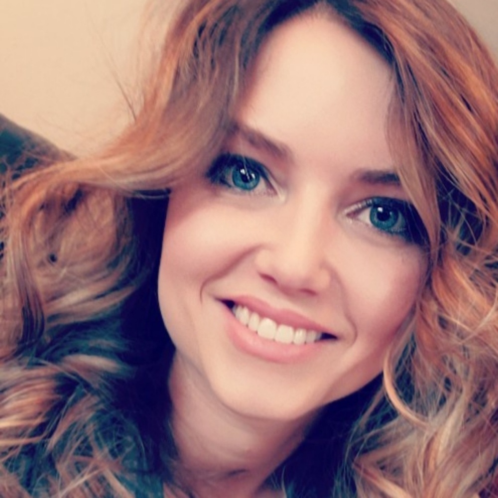 Meet your Posher, Courtney